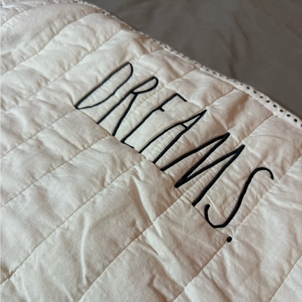 🖤 Rae Dunn “DREAM” Pillow Sham 🖤‎